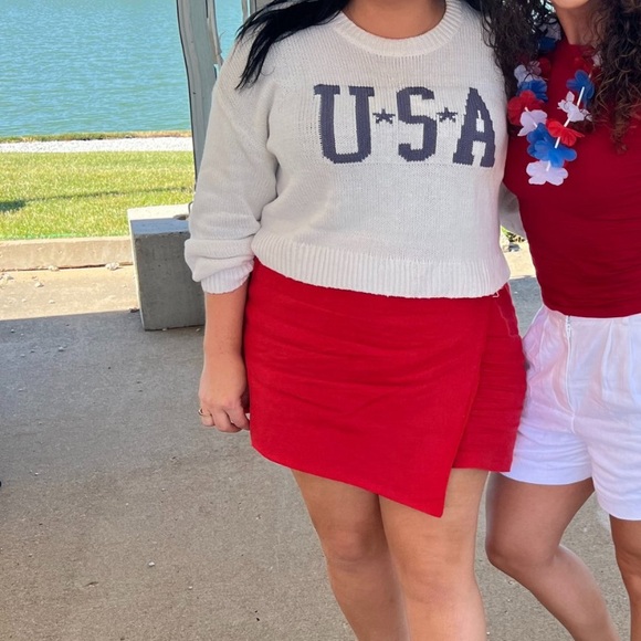 Grayson Threads White USA Crew Neck Sweater - Picture 2 of 3